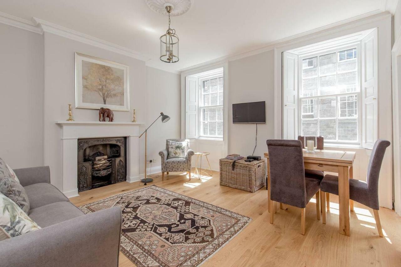 דירות אדינבורו Altido Elegant Georgian 2-Bedrm Apt In Heart Of Old Town מראה חיצוני תמונה